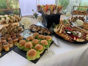 Corporate brunch delivery in oeiras