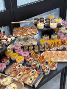 Furshet table with finger food in lisbon